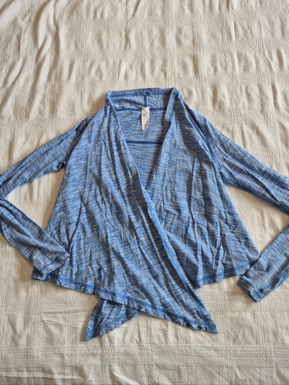 Ivivva girls size 10 blue long sleeve shirt VGUC tie front light sweater